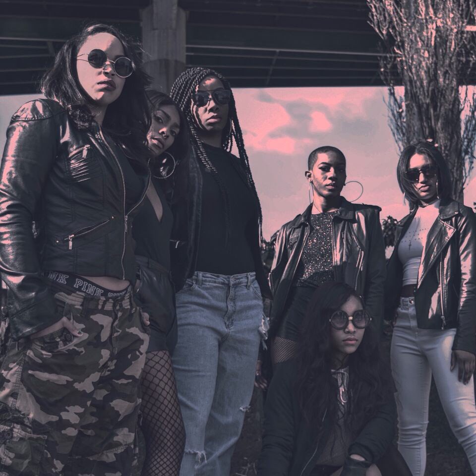 _ThatDamnTaylor's tweet image. My Bitch is Bad &apos;n Bougie 😚💜👑 #CompleXModels