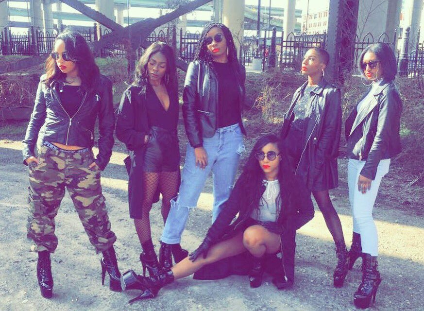 _ThatDamnTaylor's tweet image. My Bitch is Bad &apos;n Bougie 😚💜👑 #CompleXModels