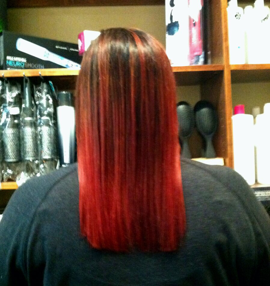 tulsahairco's tweet photo. Elaine did this fun, sassy color today at our Brookside salon! So cute! ❤💋#tulsahair https://t.co/3HbTl96UOb