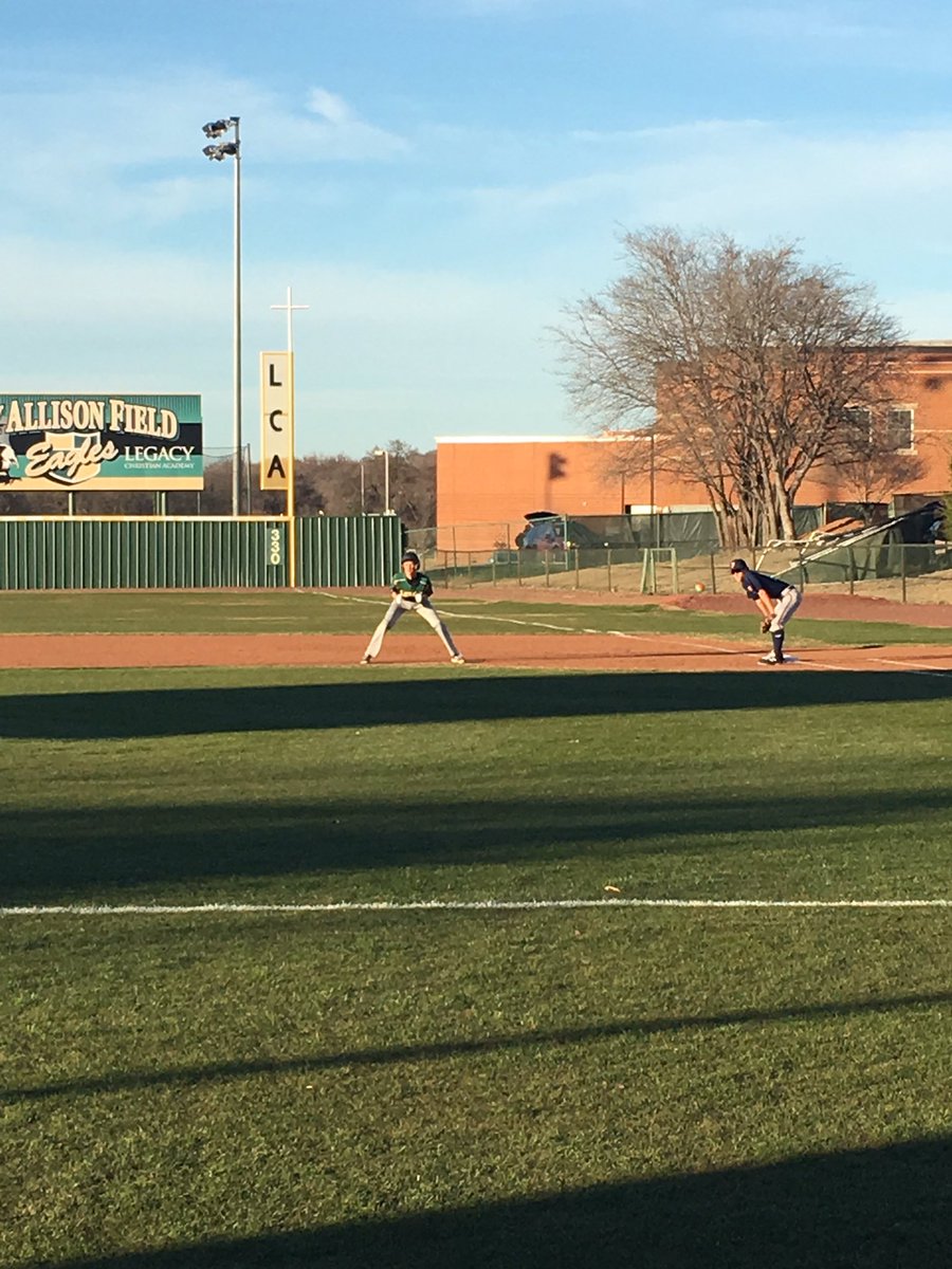 Legacy_Ball's tweet photo. Carson Kindy with the lead https://t.co/58fuJyVasF