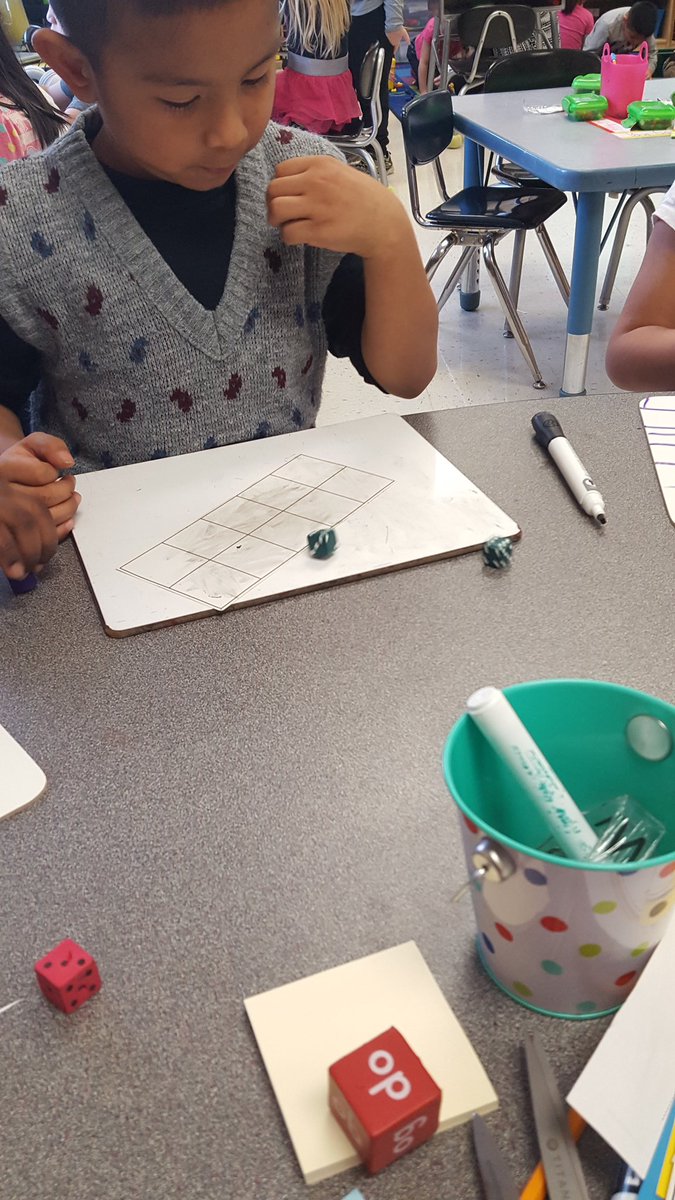 Mrs_Holsapple16's tweet image. Learning about addition this week! #tenframefun #diceaddition