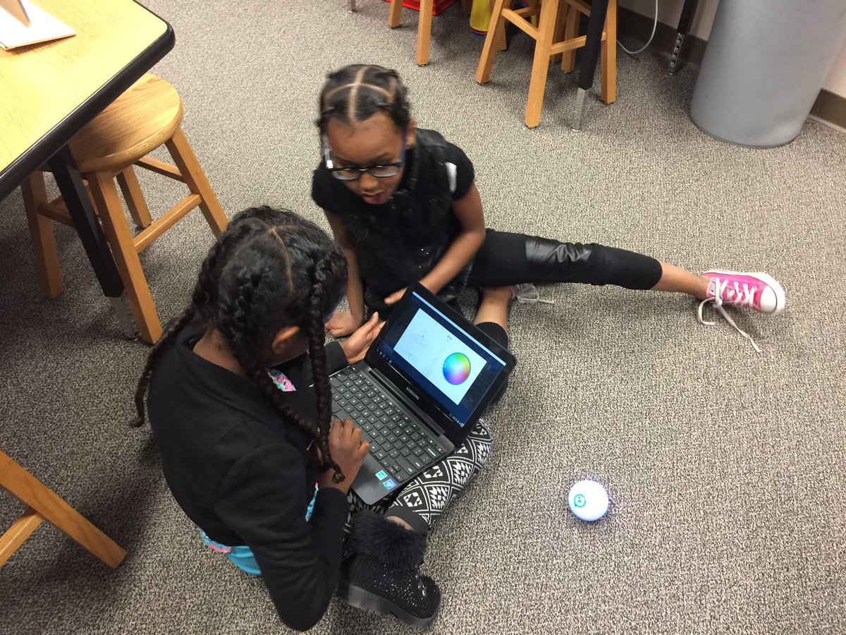 MrNeibauer's tweet image. I love watching kids experience @Sphero and #LightningLab and Bluetooth for the first time. &quot;I can use the Force!&quot; #CCSDSTEM
