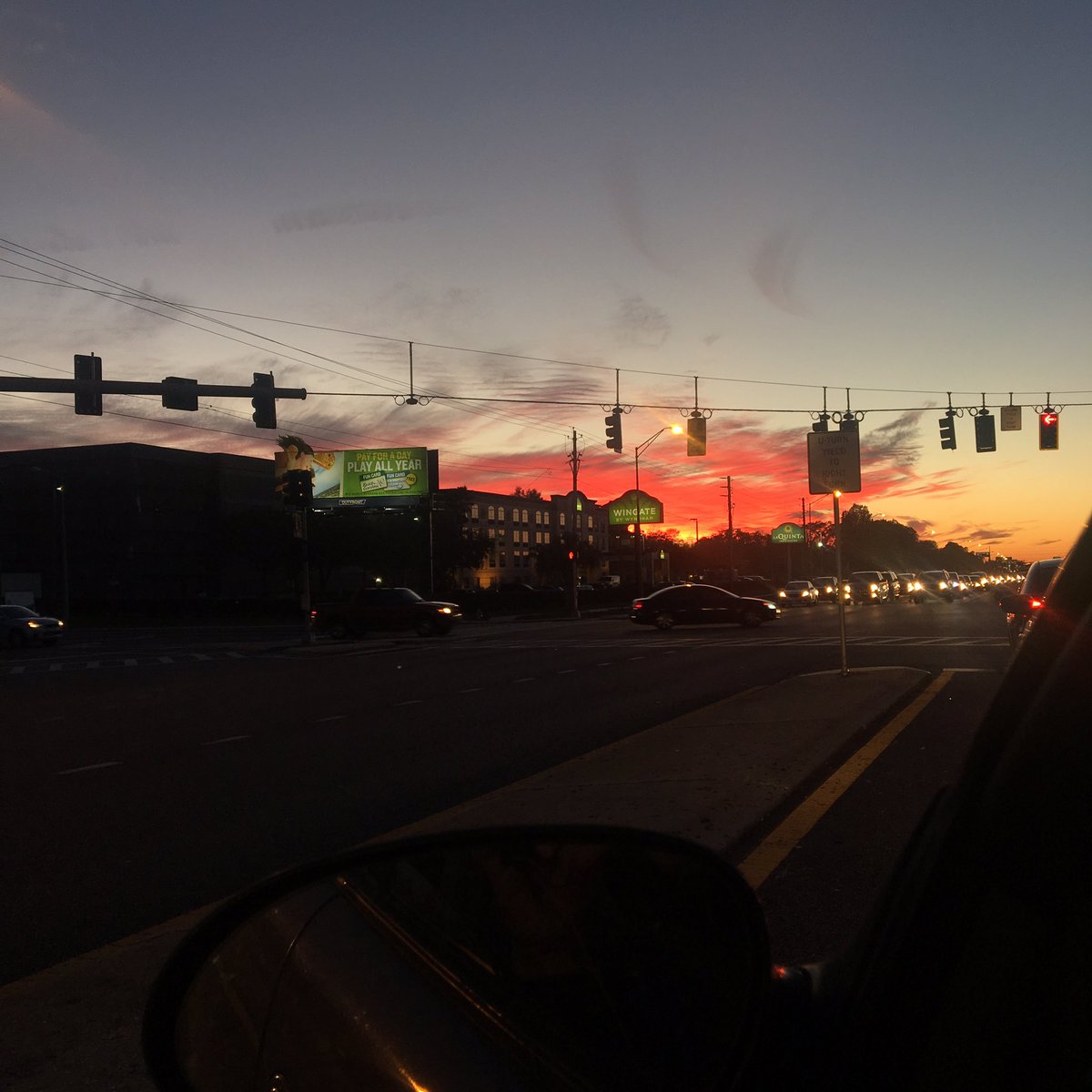 sam_bellipanni's tweet photo. Photo inspired by T. Bell (not to be confused with Taco Bell 🌮) #MMC2100 https://t.co/zxVIw6ytz1
