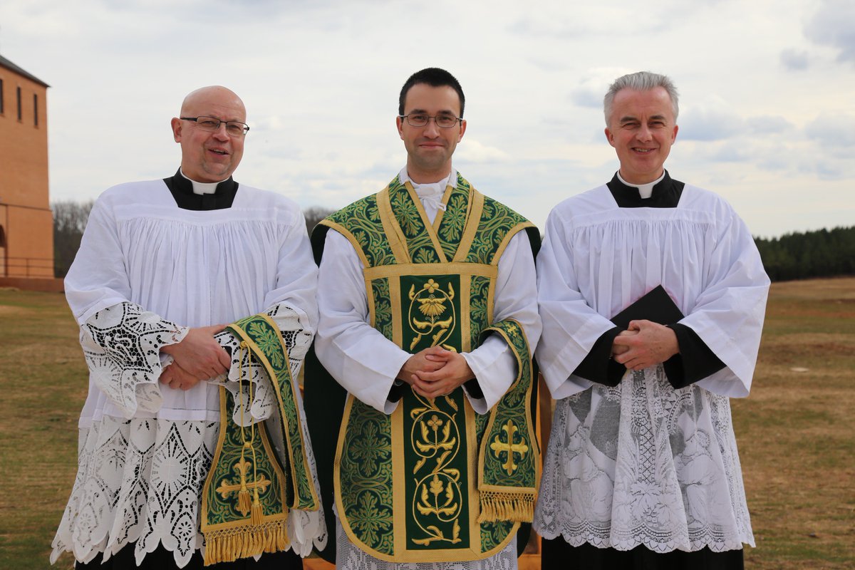 StThomasSem tweet picture