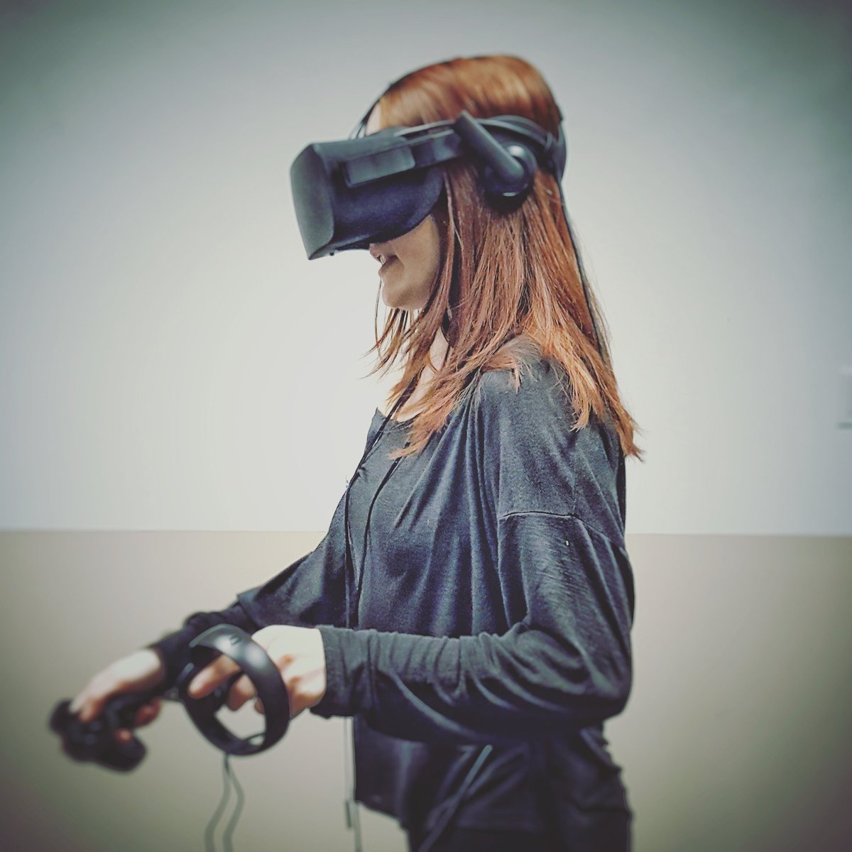 Ms @downtohoerth playing Drums of War by <a href="/invrsestudios/">INVRSE REALITY</a> on #oculustouch at <a href="/seattlevr/">Seattle VR/AR</a> meetup. ❤ our #VR community!