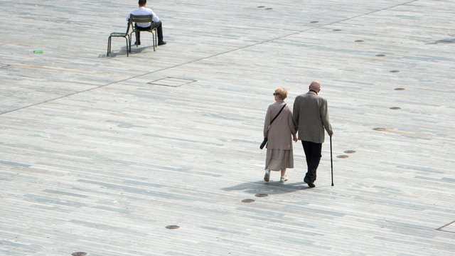 Sparen bei den Rentnern: Die Bürgerlichen wollen das Kostenwachstum bei den Ergänzungsleistungen bremsen.… dlvr.it/NFMnyJ
