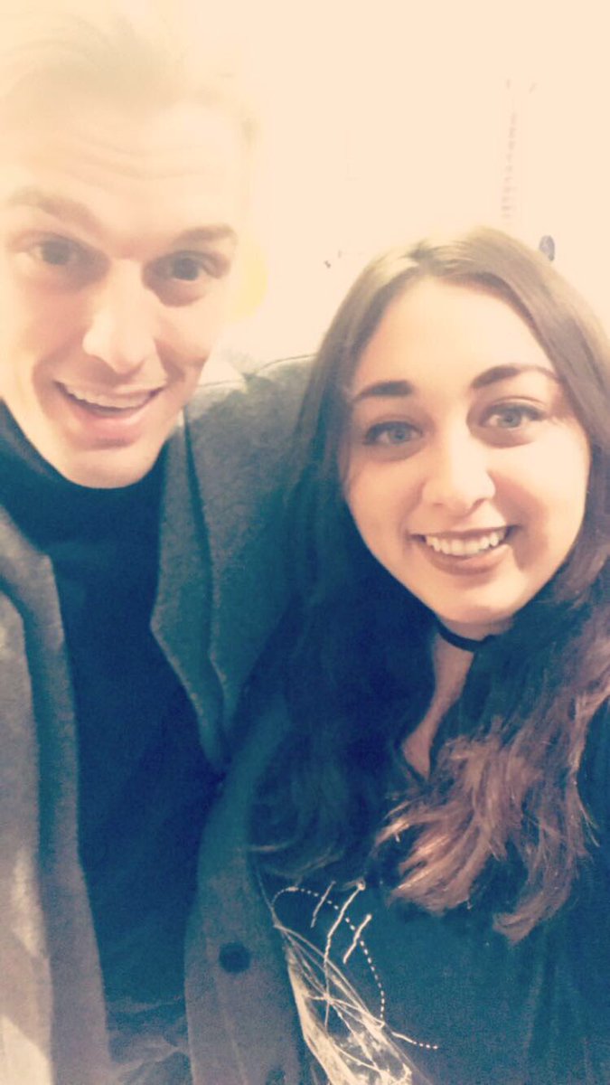 ambercrisci's tweet photo. .@aaroncarter is truly a sweetheart and his new music is insanely good if you haven't listened yet!!! #foolsgood #soonerorlater https://t.co/1pwwkfChrK