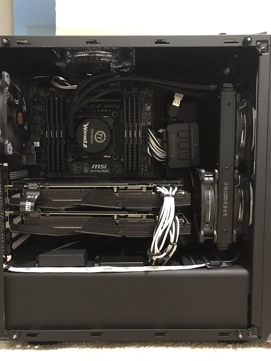 WillFortanbary's tweet image. I've switched to the dark side!! Mwhahaha S/o to @AspenExcel and @SchoolOfMotion for their PC Tips! #PCSwitch #MacProGone