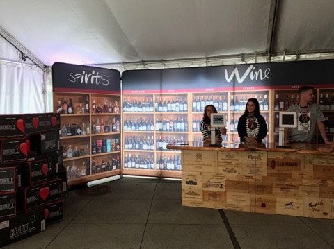 GlengarryWine's tweet photo. Best Pinot party ever! We loved #PinotPalooza &amp; our pop up stand in WEL yesterday. Check out the wines tasted here! https://t.co/b34EWhoywg https://t.co/PglODPCjFK