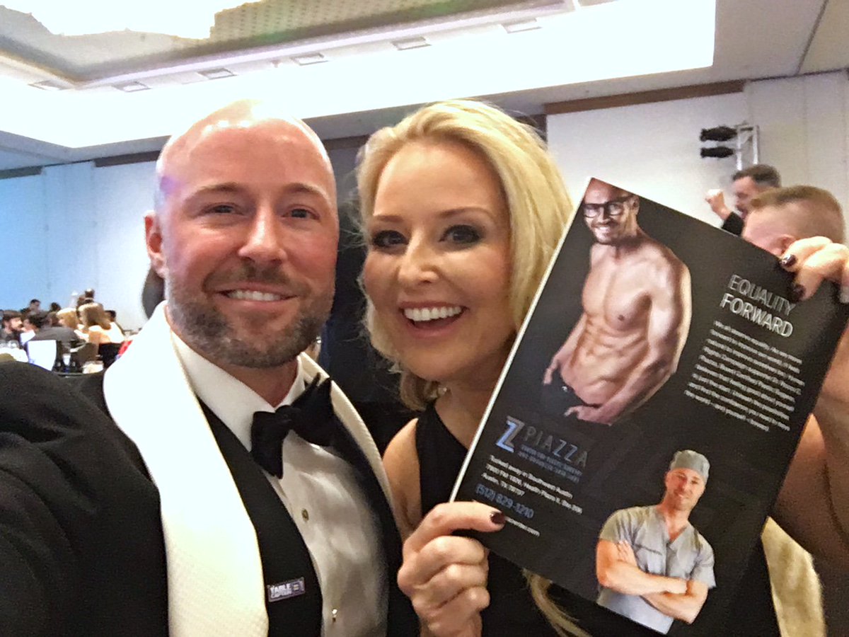 ThePiazzaCenter's tweet photo. It was an honor to be featured on the @HRCAustin program, but even more so to attend such an inspiring event. #HRCAustin #Austin https://t.co/7N0XHYaRWo