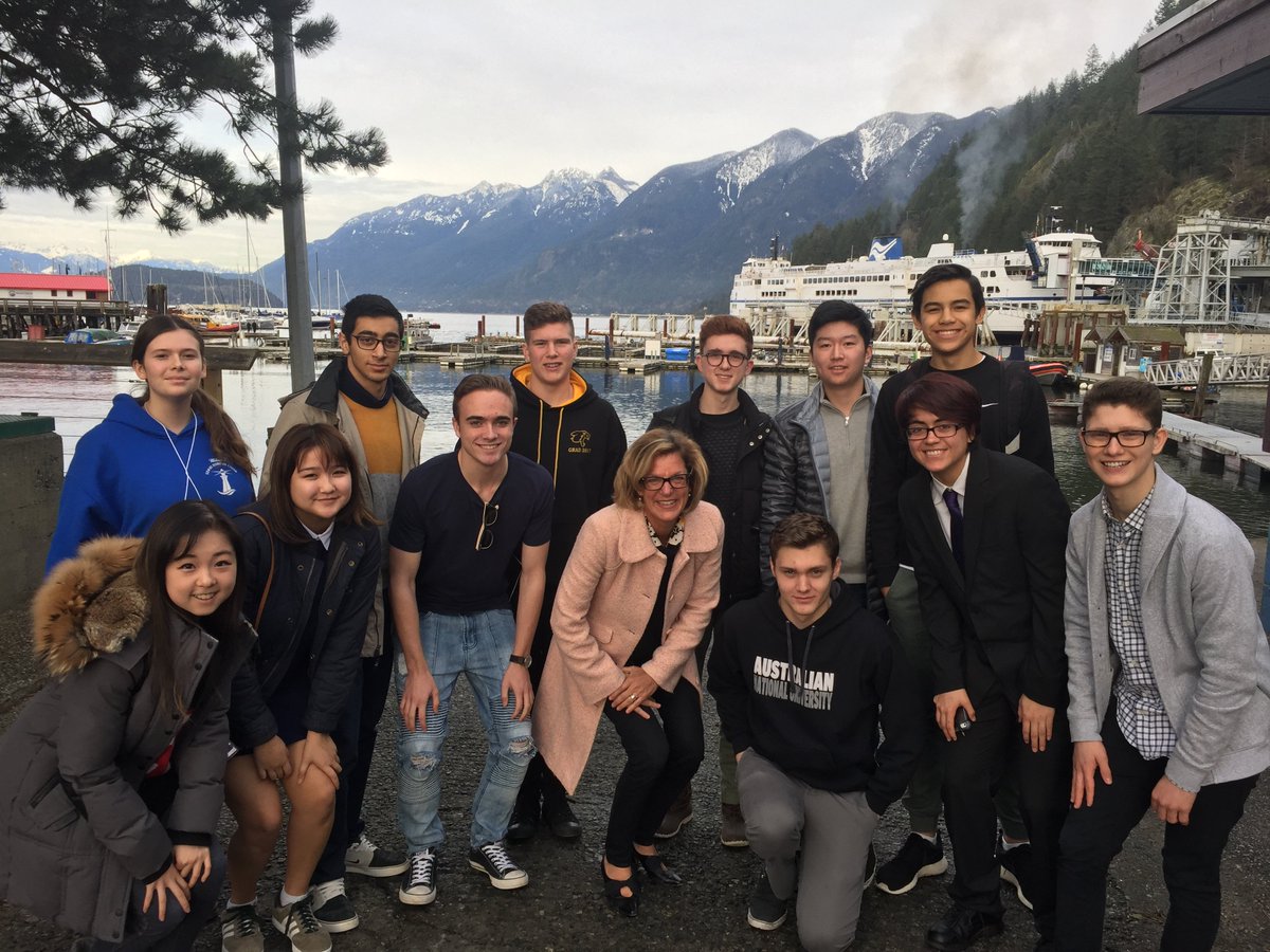 pgoldsmithjones's tweet photo. Productive meeting with our #ConstituencyYouthCouncil this weekend. Exciting plans ahead. @cyc_cjc #WVSCSSC https://t.co/u0lD4g5zul