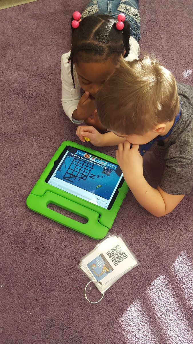 woodlawn118's tweet photo. Listening center using QR codes! This month we are listening to books about construction! #qrcodesintheclassroom #prek https://t.co/f74eK043Bv