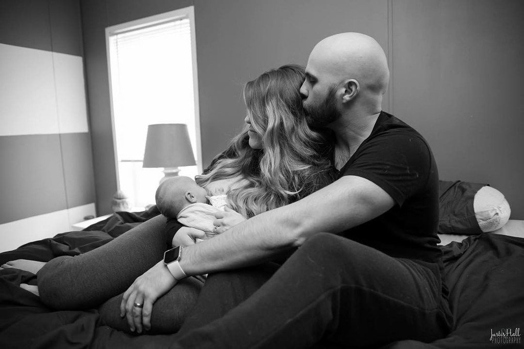 Justis_League_'s tweet photo. Justis Hall Photography is now offering discounted newborn lifestyle sessions to new mothe… https://t.co/HrN55s1rJq https://t.co/7IT0xwvtJH