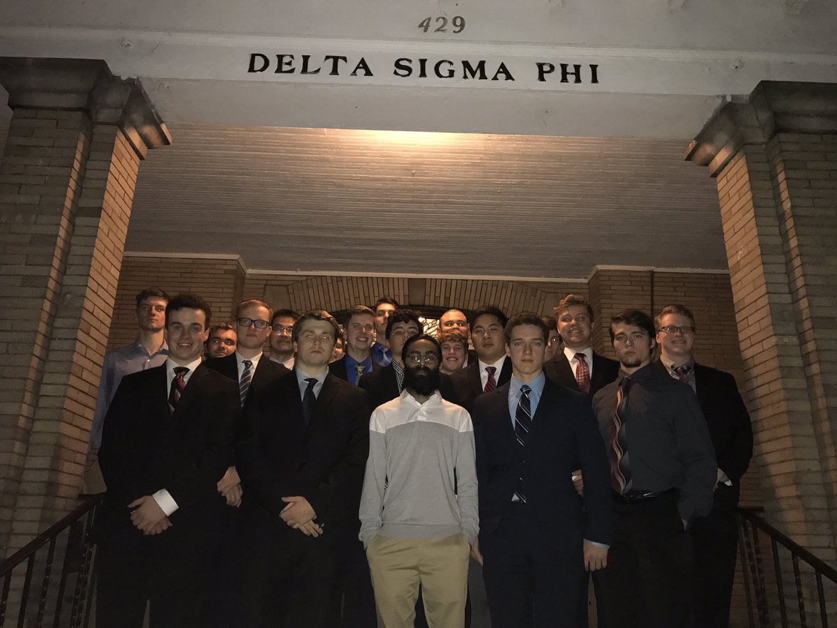 dspzl's tweet photo. Congrats to our 20 newly initiated brothers! #YITBOS https://t.co/R8XboNqLfG