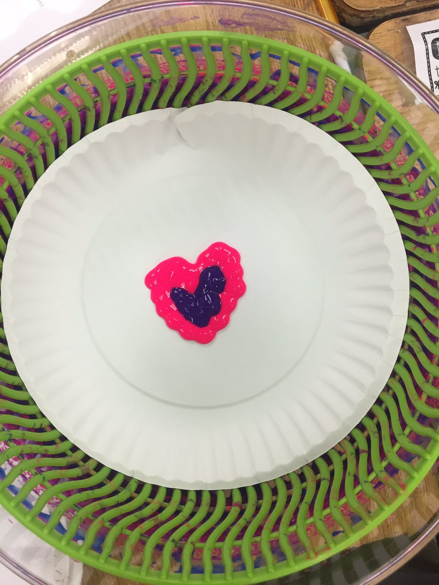 Science4UsSays's tweet photo. AWE-mazing afternoon @EarlingtonH #SECME Circular Motion + #Science4Us = ๐ #velocity #physicalscience #art #sciencematters #ScienceEd https://t.co/mEq2Hr4UGP