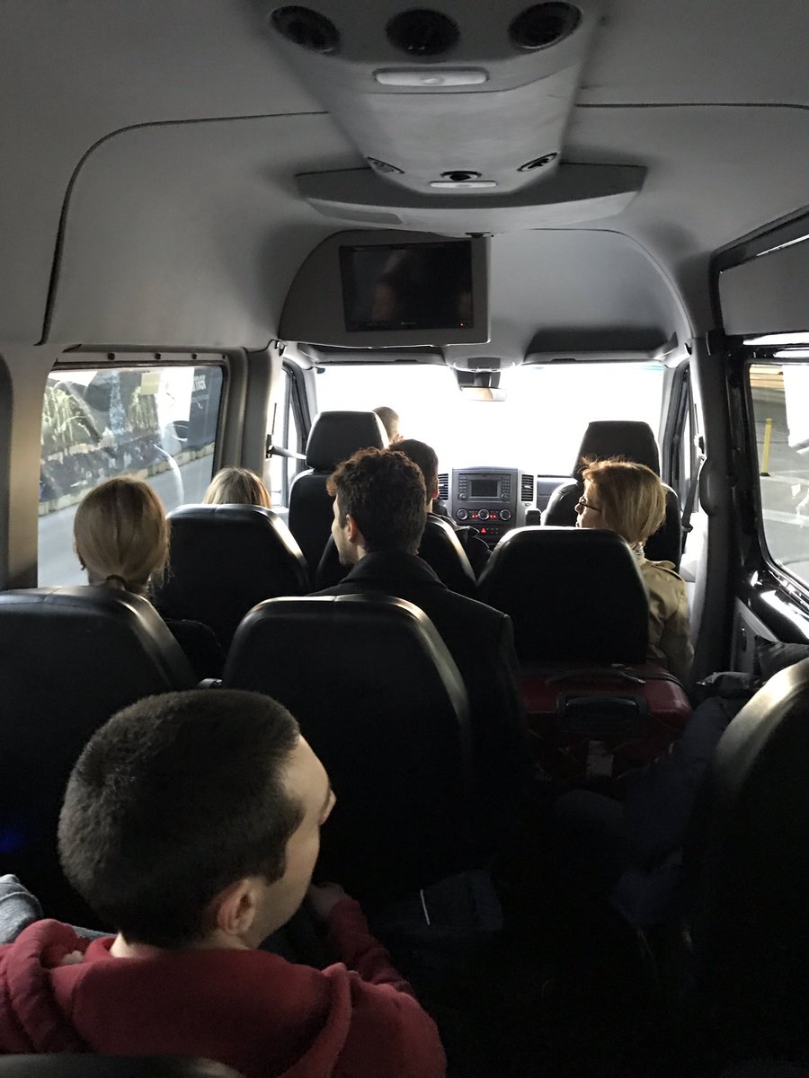 pascal12339's tweet photo. @WLGaz arrivée à San Antonio et en route pour l'hôtel. #GRDFSA https://t.co/N9Q7s5fr1E
