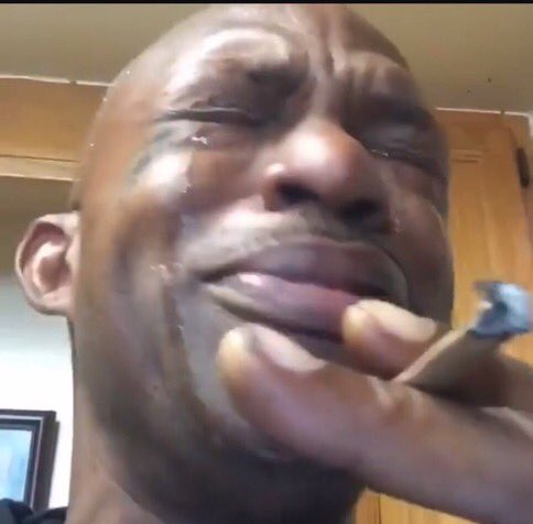 griseldagroupie's tweet image. when you enter someone's dms but don't know how to further the convo but know their existence could change your life for the better