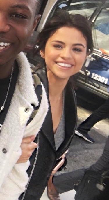 selmilasheaven's tweet photo. @selenagomez Your happiness is the only thing that matters to me https://t.co/vphpNuXFXw