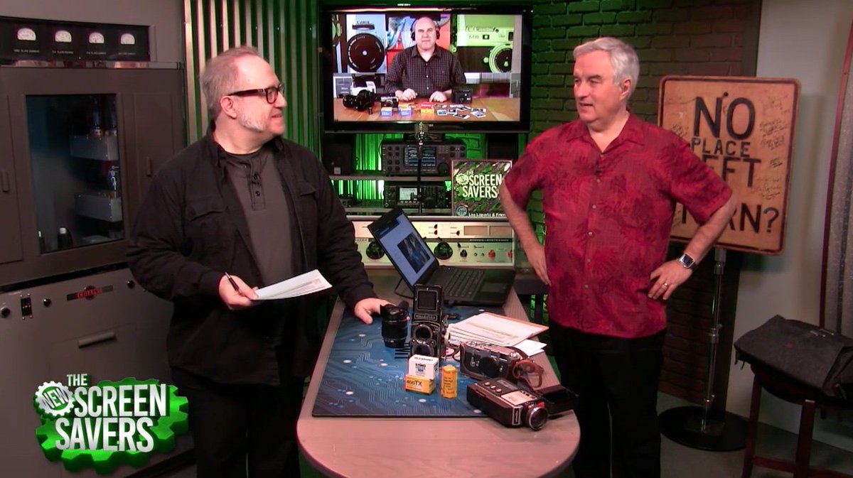 DaleBaskin's tweet photo. My first appearance on the @NewScreenSavers with @leolaporte and @Ihnatko! https://t.co/VBkbl3rL4v Thanks guys! @TWiT @lisadlaporte https://t.co/FAAXxdJGlD