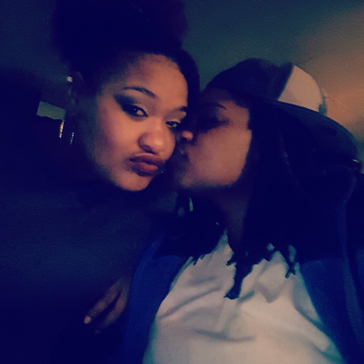 CLove724's tweet photo. @GlRLSLIKEGIRLS me and my baby😍😍😍 https://t.co/fvB5dSPhyN