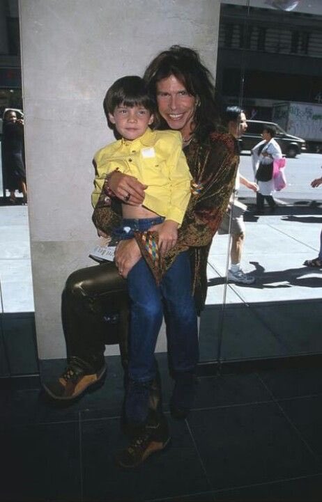 IamStevenT's tweet image. TAJ TAJ MY WIZARD OF AWW'S...YOU'RE MY MAN CHILD YEA...JUST BECAUSE BECAUSE...HAPPY BIRTHDAY...I LOVE YOU BIG, LOVE DADDY