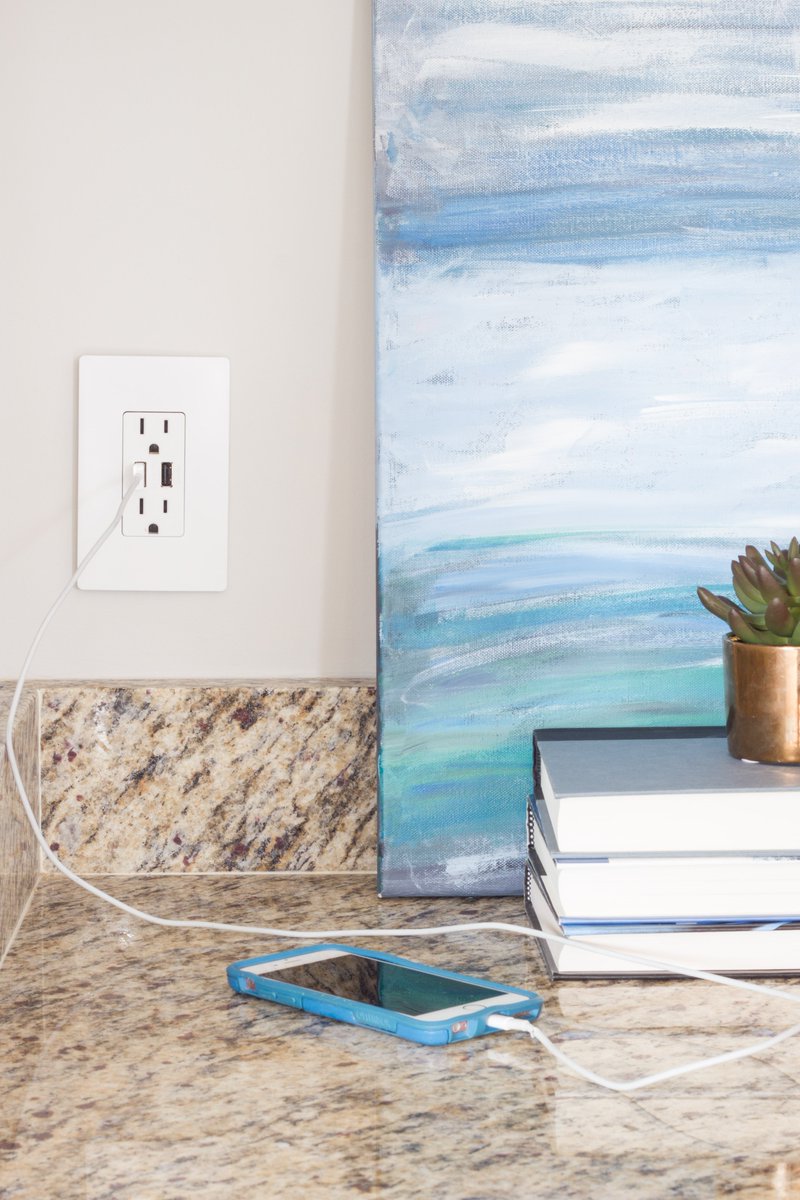 ErinSpainBlog's tweet photo. Loving these USB charger outlets by @Legrand. See our updates here: https://t.co/b08Wa8lEJe Which ones would YOU choose? #radiantdesign #ad https://t.co/SeHXudFFLF
