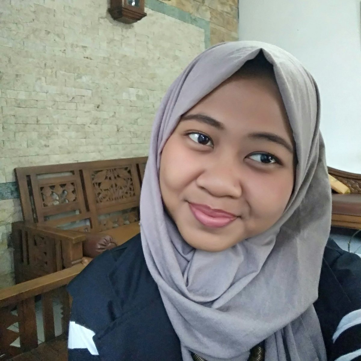 aderesty's tweet photo. #NewProfilePic https://t.co/uWxKhwcINn