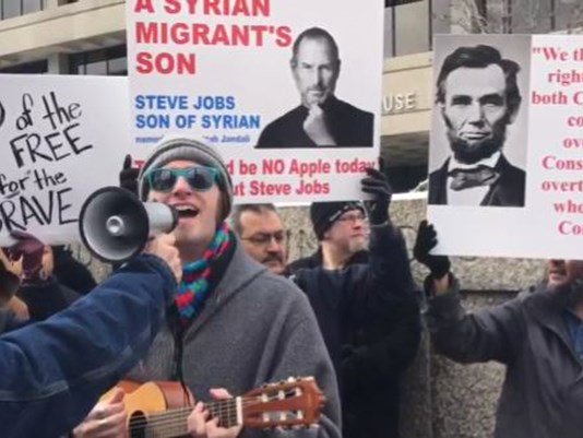 More than 100 march in Akron in support of immigrants, refugees 
(<a href="/AmaniAbraham/">Amani Abraham</a> reports)
on.wkyc.com/2jokcyf