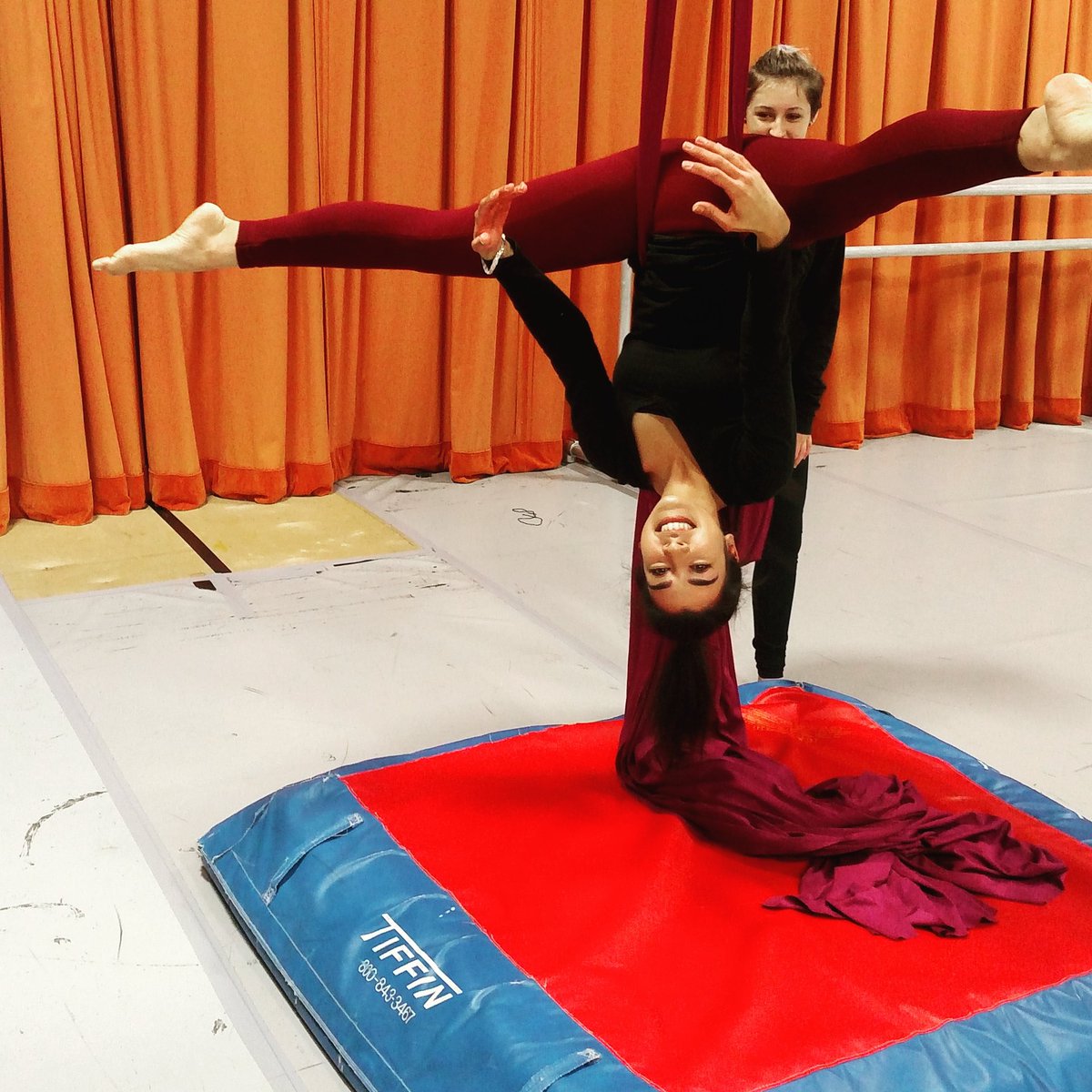 LeanasGuzman's tweet photo. @dramatistsguild Had the opportunity to try my first aerial experience @carolinecalouche thanks to @ASCCharlotte on Cultural Day #airsplit https://t.co/XR3MD29Iln
