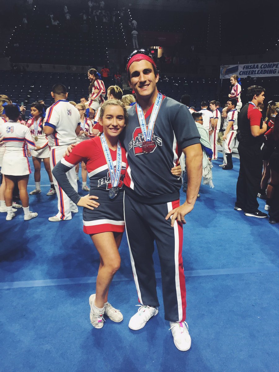 chandaman44's tweet photo. I have to show some love to my flyer for putting up with me all season https://t.co/NP7HCxtepP