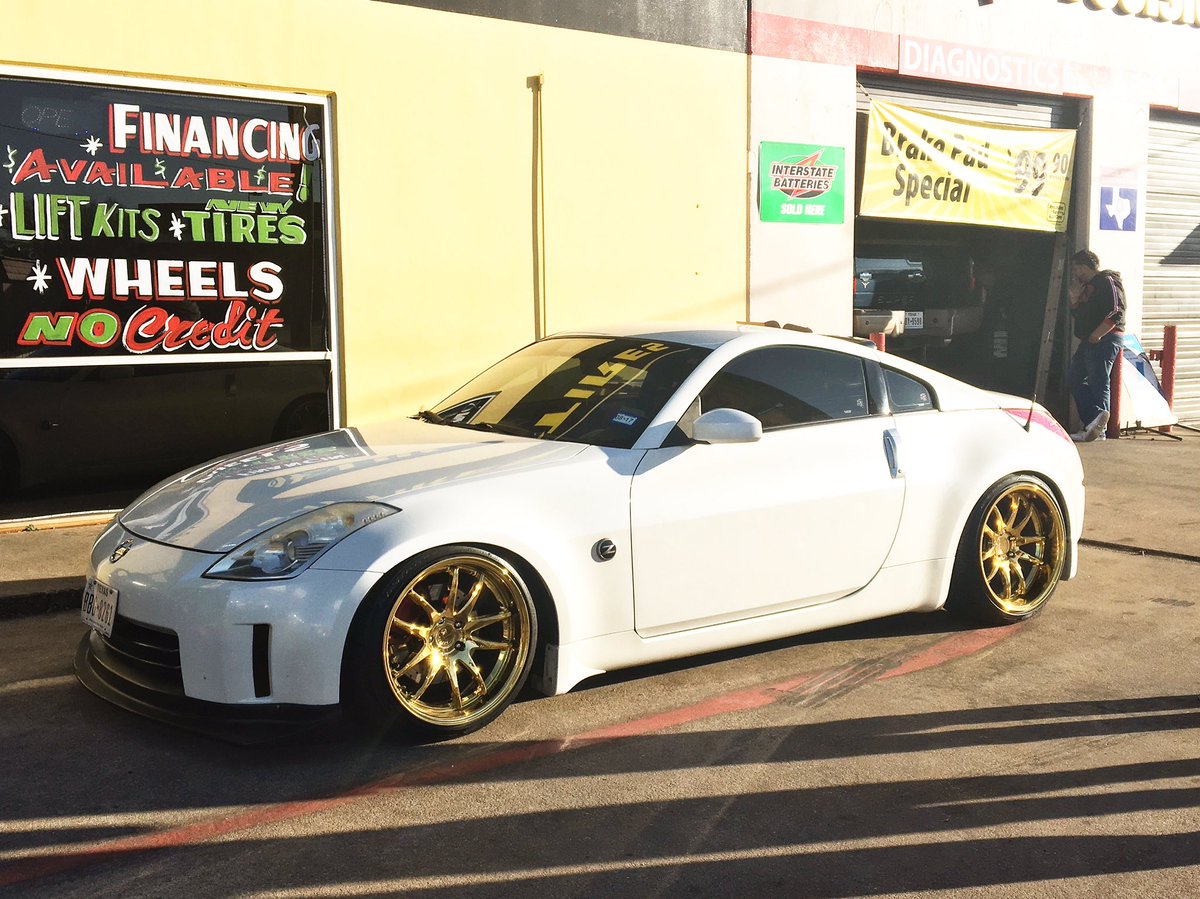 One clean Z33 ❄️