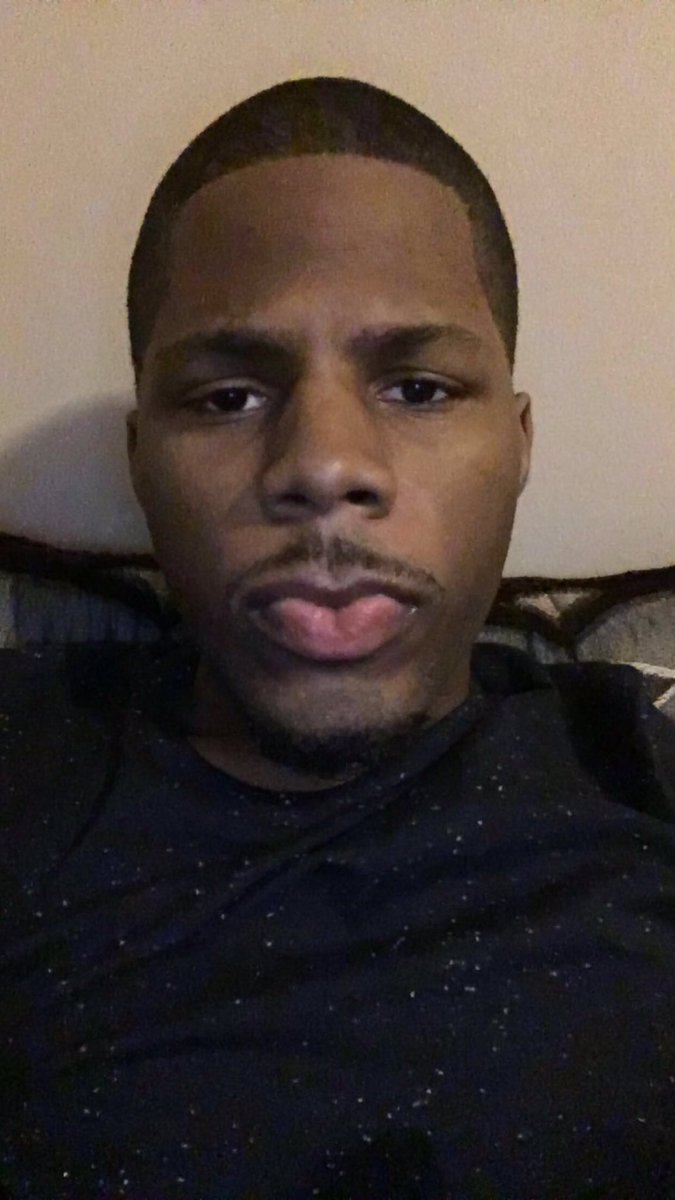 LongLiveGucci4L's tweet photo. different demeanor. https://t.co/N2dOH6aEF8
