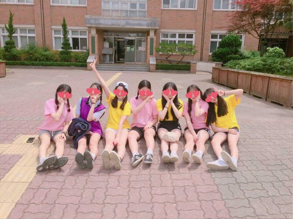 _hxxzu's tweet photo. 안녕하세요~~!!❤️初めまして 私の名前はハヨンと申します!日本は大好きです!!いつも日本のTwitter見ました、そして気になった!友達になりましょう👩‍❤️‍👩
 #オルチャンメディア #韓国人でも仲良くしてくれる人RT #韓国好きな人RT https://t.co/uiu1SBr44z