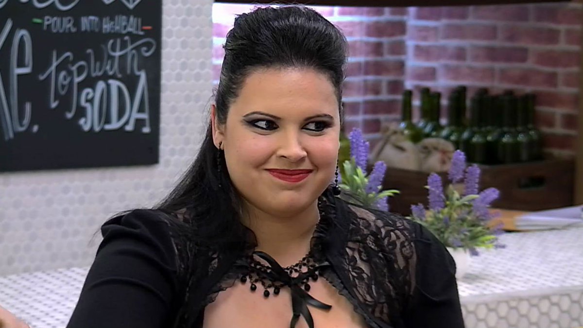 MedInfinityES's tweet photo. Revive la pasión entre cosplayers que se vivió en el restaurante del amor, ¡ya en mitele!💘 #FirstDates246
https://t.co/cwwzkSEKFL https://t.co/VXcte0xrlt