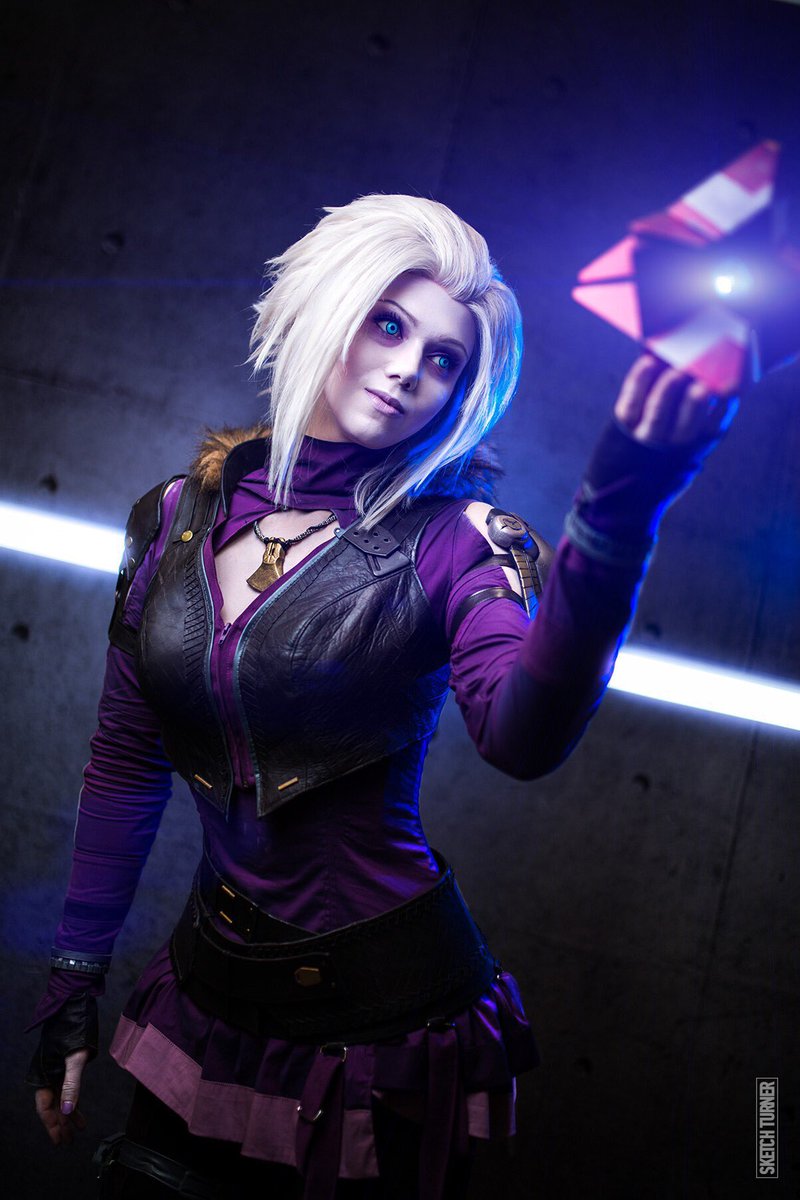 simplycosplay's tweet photo. https://t.co/bJcPIhXip7