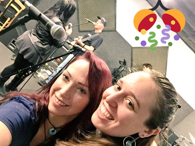 Gettin the band back in full swing! @feralvinca rocking out w @Sloane_FV at the helm. Love my co-bkup<a class="tags" target="_blank" title="On Twitter" href="/?out=eyJ0eXAiOiJKV1QiLCJhbGciOiJIUzUxMiJ9.eyJpYXQiOjE3MjEzNTQ5NjUsImlzcyI6InR3cG9ybnN0YXJzLmNvbSIsIm5iZiI6MTcyMTM1NDk2NSwiZXhwIjoxNzUyODkwOTY1LCJyZWRpcmVjdF91cmwiOiJodHRwczovL3R3aXR0ZXIuY29tL2ZlcmFsdmluY2EifQ.mmfNGUpdR6Vnc2REt7VEgidU9ntB7vvVC4q4pm17-ecf-kahNGgHhHh2mWXyz0KbN26lv_41O_z63jm5aB_ZDA">@feralvinca</a><a href="/tag/psk"class="tags"><span>#psk</span></a>