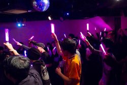 Amina_io's tweet photo. Two years since my first performance in Japan.
❤️ Thanks @anicrushtokyo 
初日本ライブの2年ぶりですー^^ https://t.co/KrqzY0MVI7