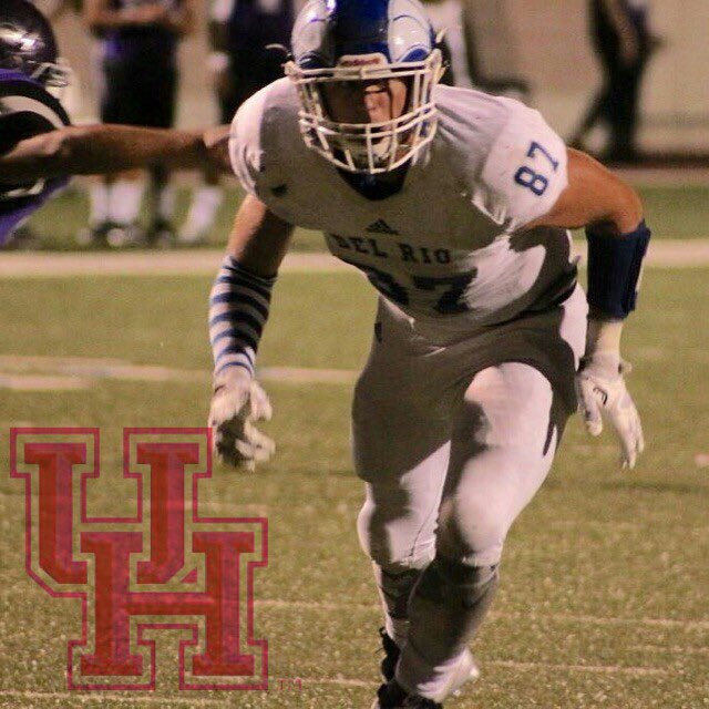 ShaneCreamer's tweet photo. I am officially a Cougar🐾⚪️🔴 #HTownTakeover 
@UHCougarFB @jamescasey85 https://t.co/qqPSyOeNPv