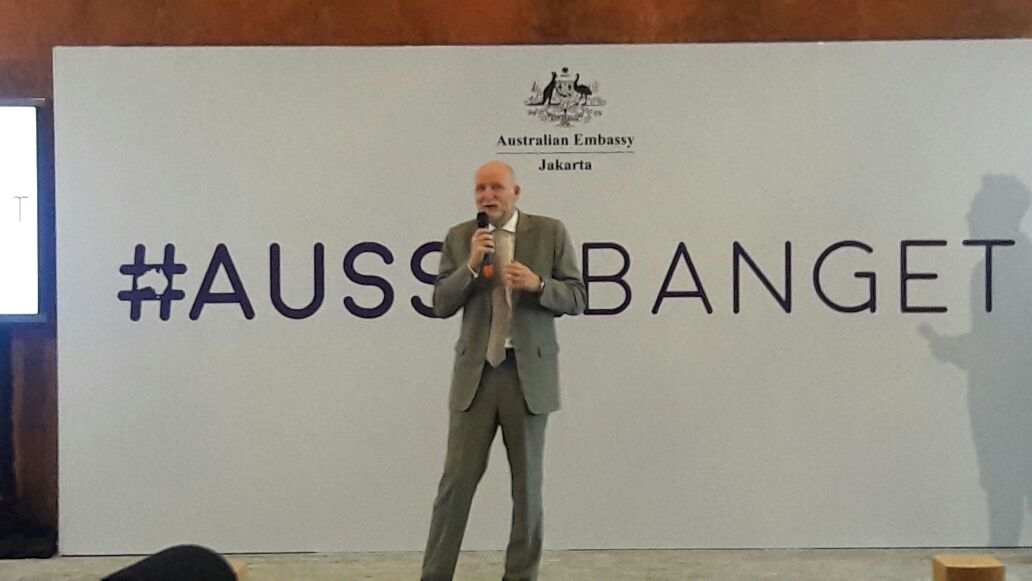 InCloverMagz's tweet photo. Australian Ambassador, H.E. Paul Grigson welcomes guests and media at #AussieBanget https://t.co/OGToXaCHXz