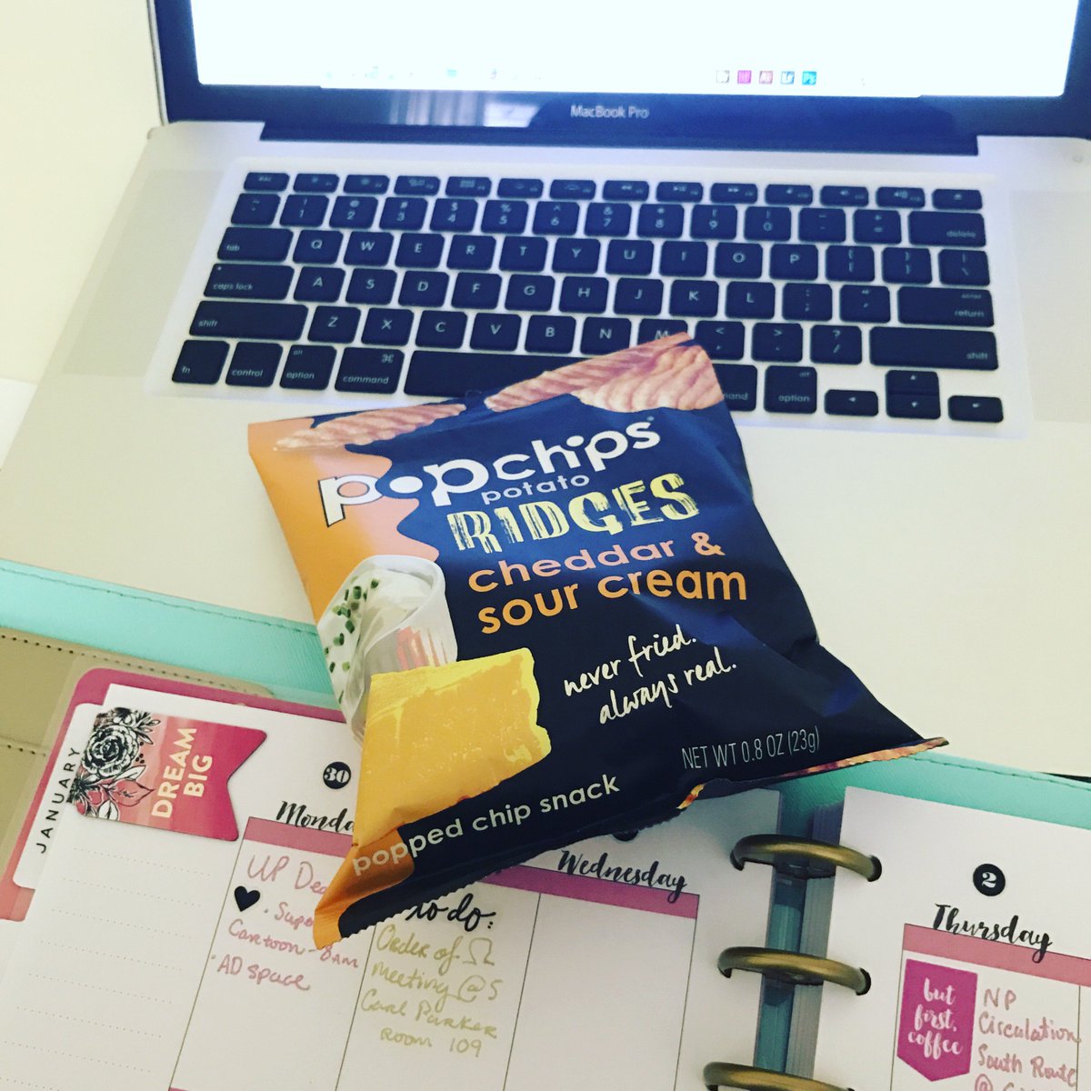 erelyle's tweet photo. Enjoying my study break with complimentary PopChips! @popchips @Influenster #popchips #contest https://t.co/iMFoq6SQv5