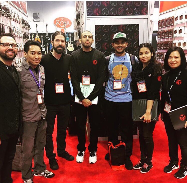 JanineLeslie1's tweet image. Family💜 #namm2017 #kirlincable #latepost iputinwork #imkindofabigdeal 😜😂