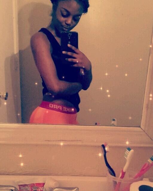 shaquarious17's tweet photo. Nothing but natural🍑😊😍 #WCM https://t.co/IQlSrZwhbH