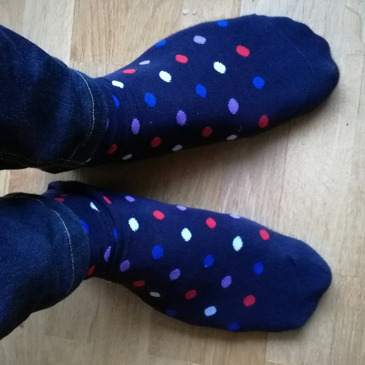 Ju1i4n's tweet photo. Just received my #FlyteSocks and already have them on my feet! Awesome! https://t.co/LmDGotA3AO