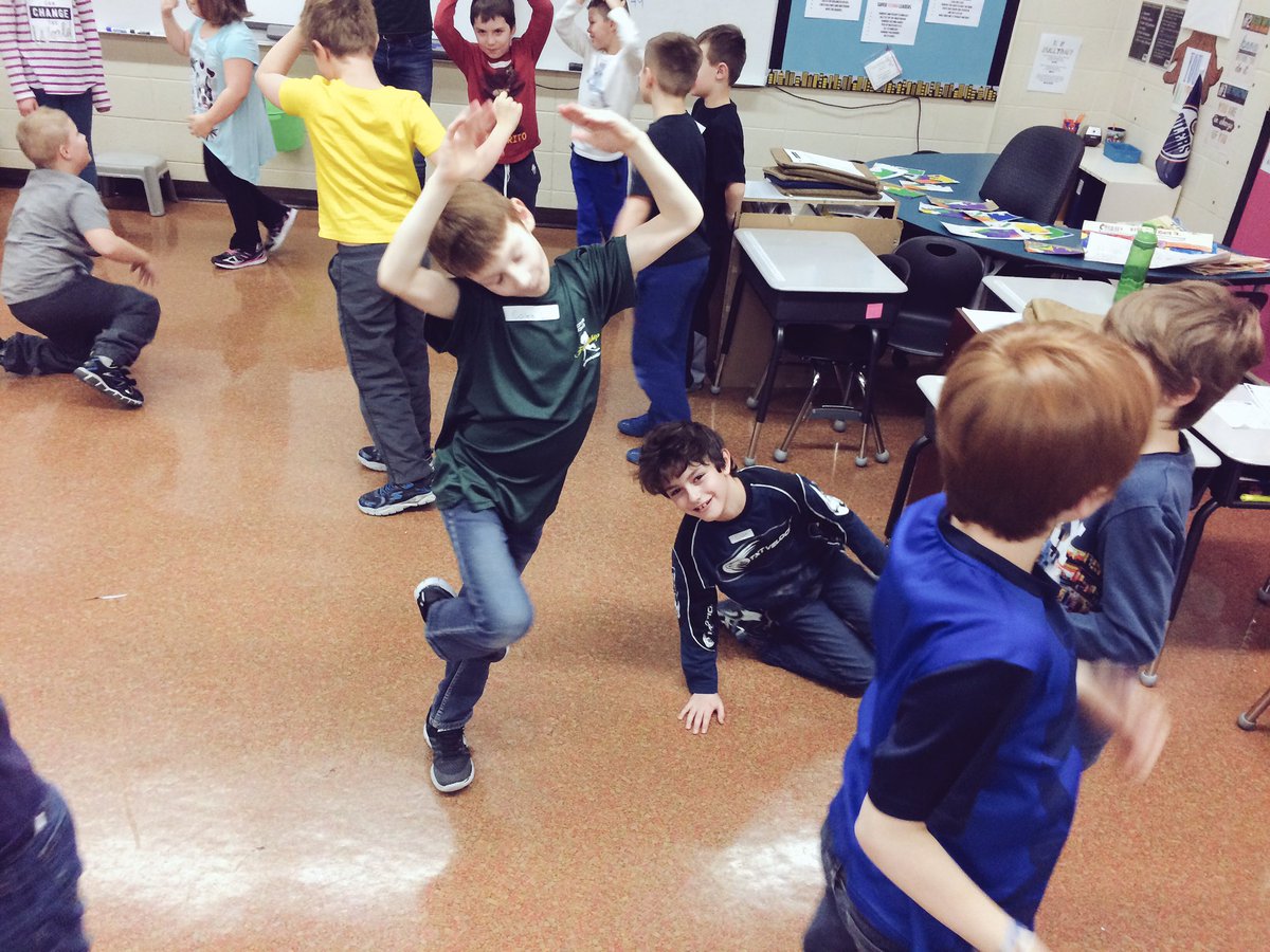 MsCarruthers5s's tweet image. We had some serious FUN today with @evergreentheatr #wbfschool #3and4C #eipsstudents #ArtistInResidence #schoolrocks