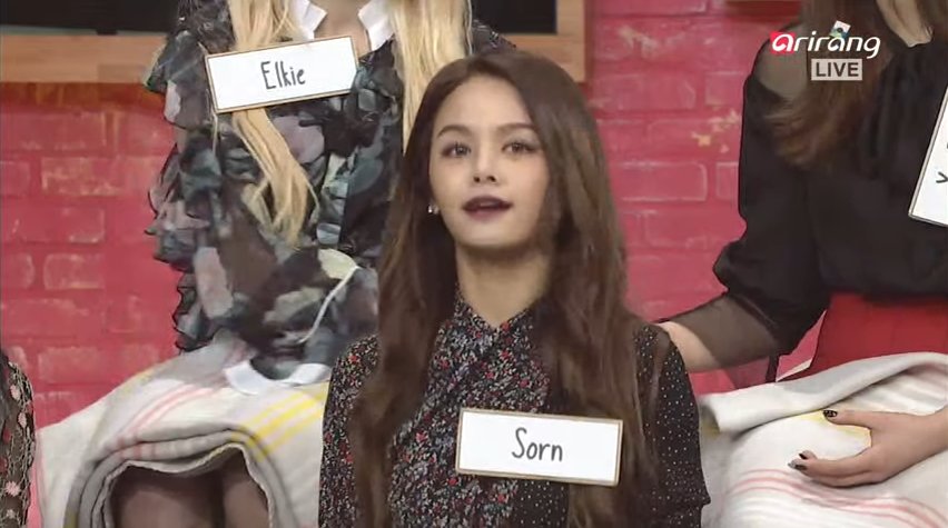 Witch_zArd_i's tweet photo. ไม่ต้องกรี๊ดๆ รู้ตัวว่าสวย #CLC #CLC_ASC #SORN https://t.co/ViS4iVQWD2