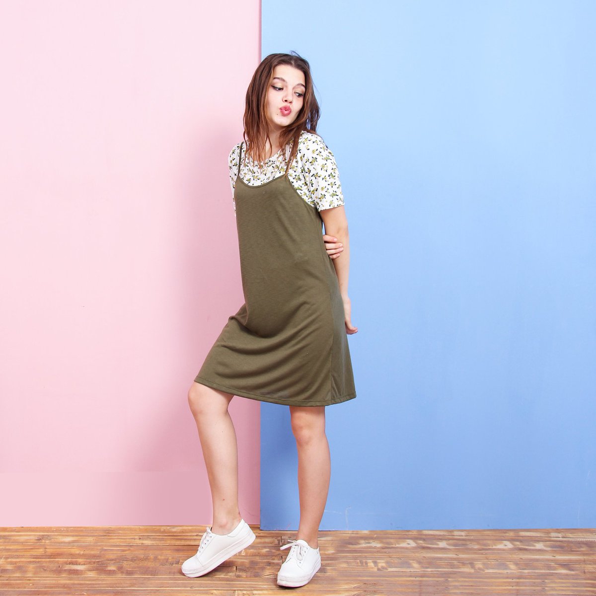 GraphisID's tweet photo. It looks like this is the best outfit you can wear today. Get it now on Graphis! https://t.co/xzf0vzpLRm