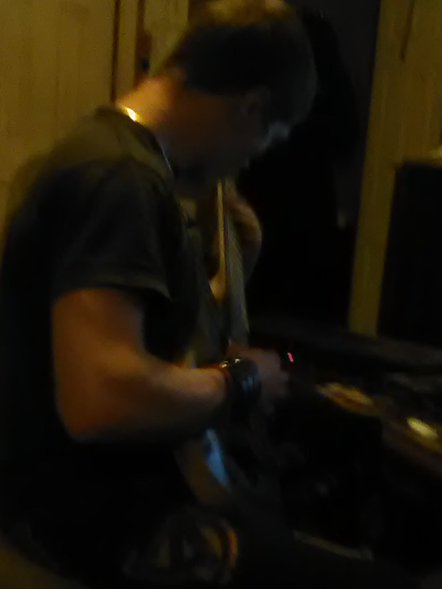 faeranband's tweet photo. Tracking https://t.co/ufoltk05p5