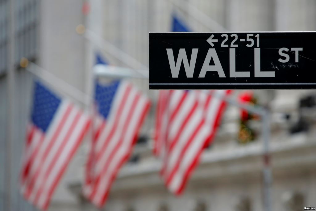 VOANews's tweet image. Wall Street Indices Post Largest Single-day Drop Since Trump Election bit.ly/2kLYZOX