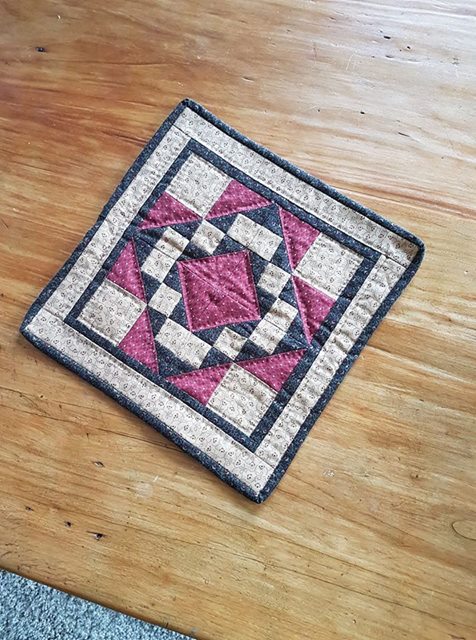 Croixpatch74's tweet image. Mini le patch de janvier sélectionné croixpatch74.com/?p=5604