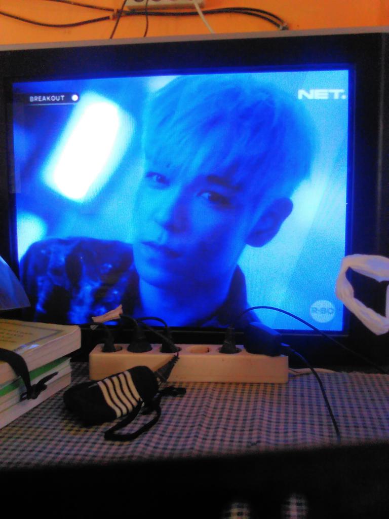 nonakwon_id's tweet image. seneng banget.. Istirahat siang lngsung liat Bigbang 😘😘 #BreakoutNETPlaylist 2017